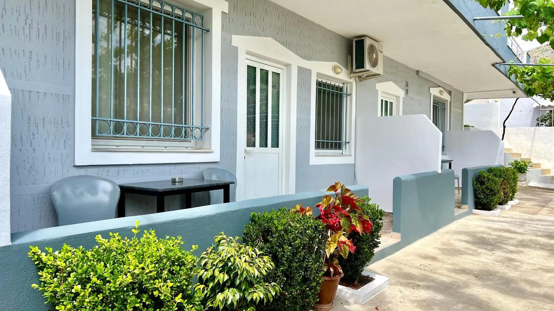 Tomi Apartments Sarandë